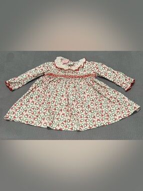 Petit Bebe Smocked wreath dress